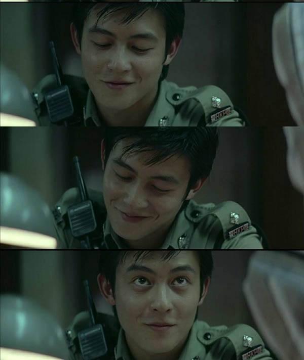 曾经的浪子终成专情郎,陈冠希微博仅仅关注秦舒培一人