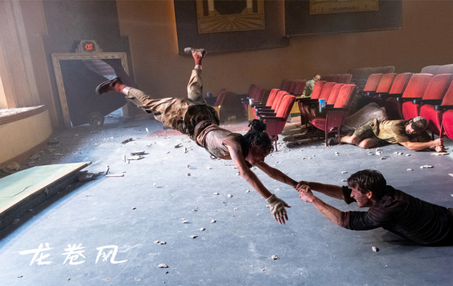 电影《龙卷风》曝特辑 暑期硬核灾难大片震撼登场