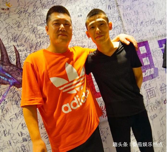 韩茜茜上线调侃旭旭宝宝,仅8字令大旭汗颜,水友:茜皇又皮了!