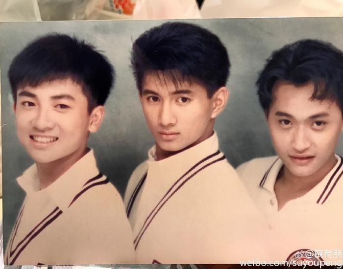 小虎队30年前旧照出土,19岁吴奇隆超嫩!