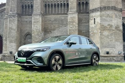 ​探寻EQE 纯电SUV上的奔驰标准