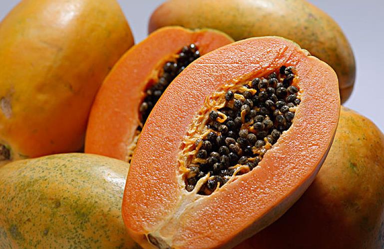 黄木瓜可以直接生吃吗 黄木瓜硬的能不能吃 黄木瓜可以直接生吃吗 黄木瓜硬的能不能吃