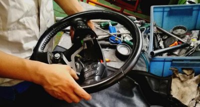 长城哈弗h6方向盘怎么拆