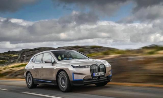 12年后的超级迭代，宝马发布旗舰电动SUViX-