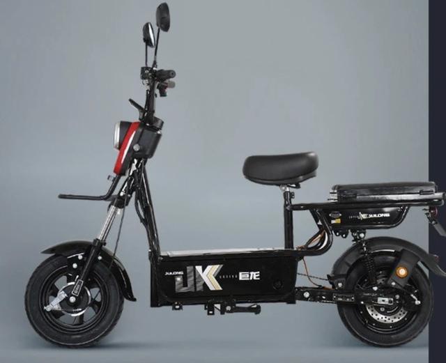 载重王电动车评测:搭载1000W电机,续航200km,还能拉150公斤货-