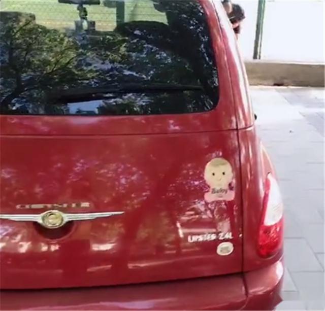 实拍克莱斯勒PT 漫步者,落地26万,马力145匹,12.2秒破百-