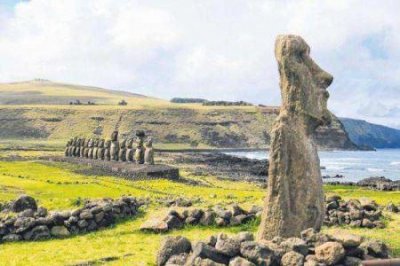 ​未解之谜：地球上有三头蛇吗？一个女人生了一肚子蛇