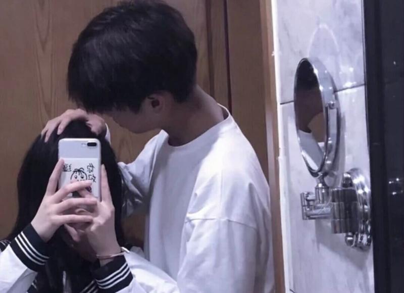 一个男人吊着你的表现(不爱你却又吊着你的男人) 一个男人吊着你的表现(不爱你却又吊着你的男人)