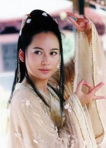 52岁的俞飞鸿,为什么不结婚?窦文涛:我失恋时是她陪我度过的