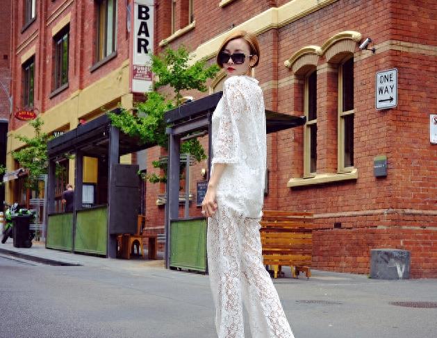 《乡村爱情》中她长的最直溜,街拍超洋气,你能猜出她是谁吗?