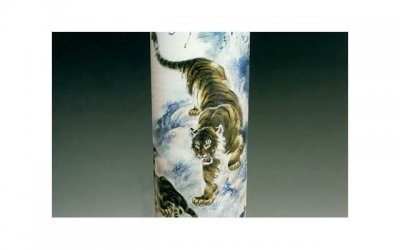 老公和小三还联系,怎么应对(依旧背着她偷偷联系第三者)