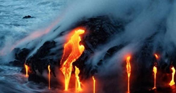 世界上最壮观的火山口之一，基拉韦厄火山