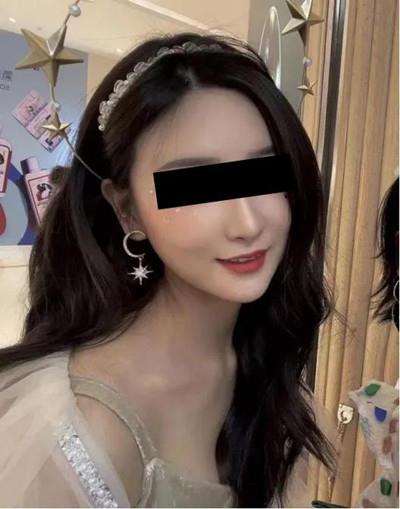 人前高贵的北电女神,不曾想碰上了我这只伪舔狗1