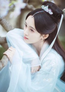 鞠婧祎《新白娘子传奇》剧照流出,“四千年美女”果真美出新高度