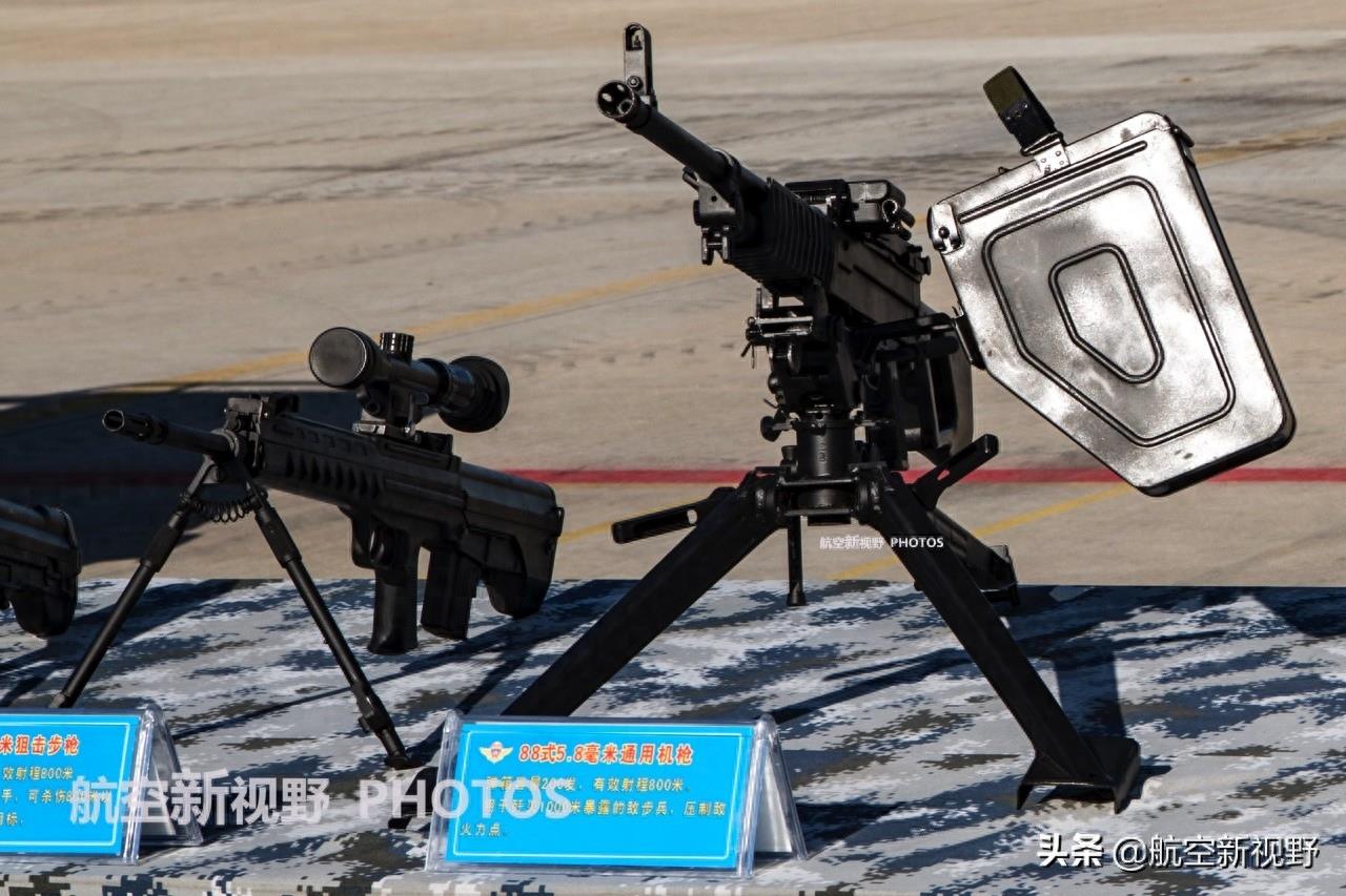 细品我军5.8mm枪族,士兵手中的贴身武器,重量轻是最大的特色