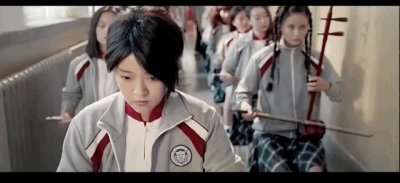 还记得《闪光少女》中的千指大人吗?她留起长发来真的美呆了