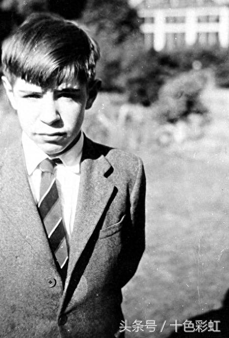 霍金珍贵历史照片全公开 最后一张在北京天坛冥想宇宙特别震撼