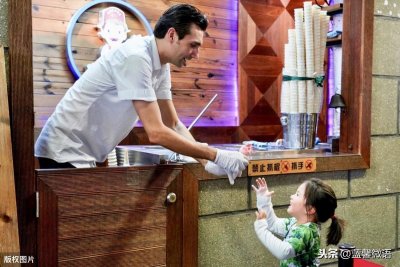 良心推荐:最适合摆摊的十大热门品类,总有一款适合你