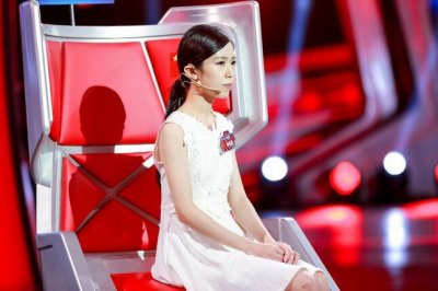 《最强大脑》台湾地区美女钟恩柔完胜日本选手