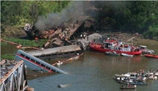 盘点史上十大最致命的火车事故,每一次都伤亡惨重