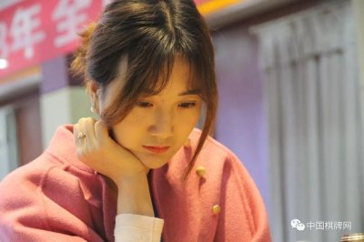 对话武文慧 遇见颜值象棋主播的另一面