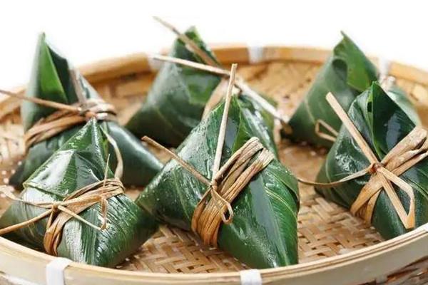 成品粽子是生的还是熟的 成品粽子可以直接吃吗 成品粽子是生的还是熟的 成品粽子可以直接吃吗