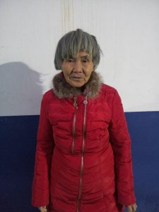 南阳市救助站:七旬老太2年前被救助, 自写叫胡仙仙,山西运城人