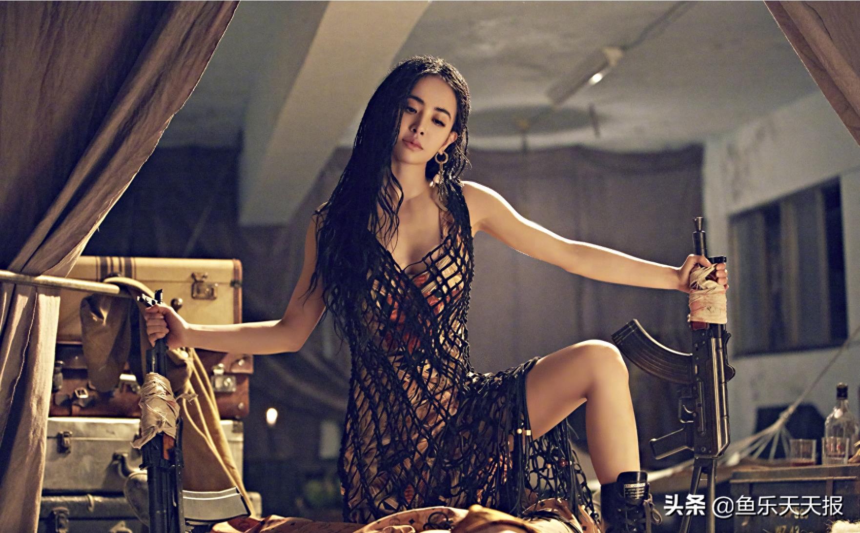 蔡依林新MV发布,与32猛男流落荒岛,网友:太酷了吧