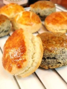 论司康讲究吃法