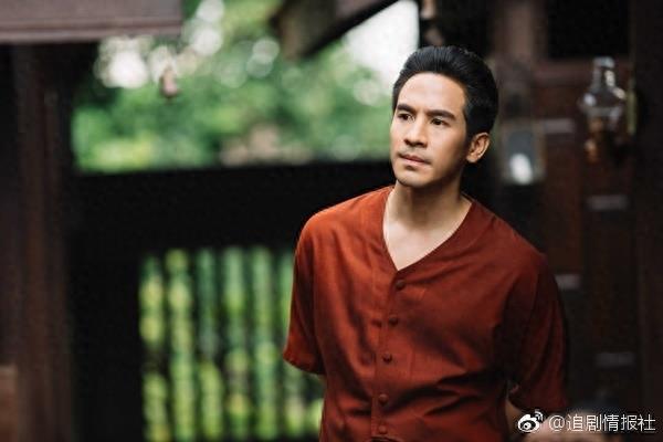 泰剧《天生一对》大结局旮旯gay生双胞胎坤P开心的露出老母亲微笑