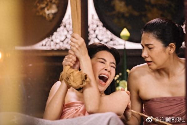 泰剧《天生一对》大结局旮旯gay生双胞胎坤P开心的露出老母亲微笑