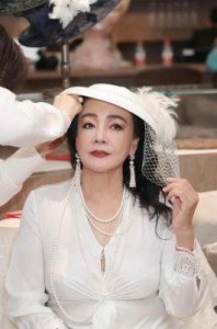 张兰没有欺骗我们!奉上惊喜,《一路繁花》正式宣布嘉宾团,包括向太在其中!