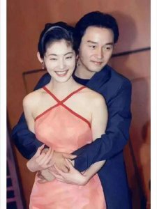 刘嘉玲:从“土气”到女神,性感魅力的逆袭之路