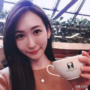 ​她是台湾“最美公交车”：人前温柔淑女，人后充满激情，难寻有人敢娶