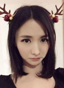 ​谢依彤：电竞女神的崛起与争议之路