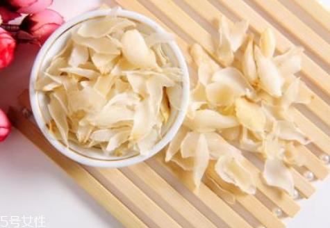 干百合发黄了还能吃吗 略发黄的可以吃 干百合发黄了还能吃吗 略发黄的可以吃