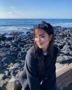 韩国顶级女团爱豆开设洛杉矶饺子店,却遭倒闭……