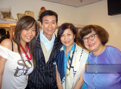 港媒曝光郑欣宜新恋情,与强壮男友甜蜜约会,减肥后显得小鸟依人