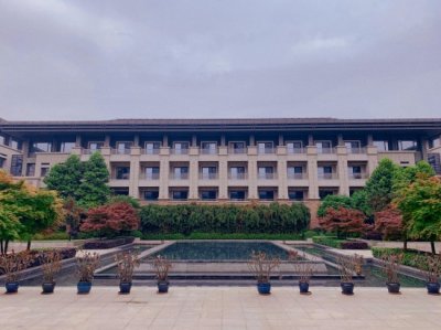 重庆市唯一的国宾馆青山绿水的度假首选酒店渝州宾馆