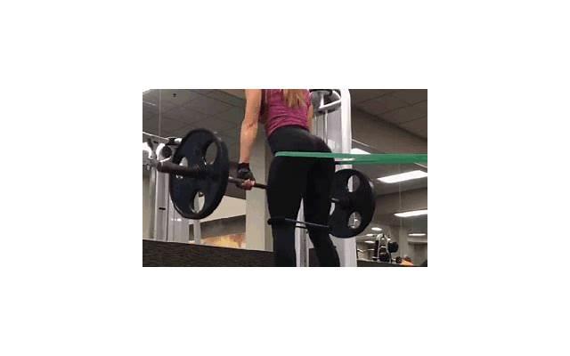 男生硬的时候是不是很难受?为什么男生下面会硬起来? 男生硬的时候是不是很难受?为什么男生下面会硬起来?