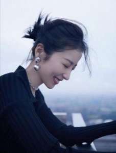 周雨彤《花少》遭遇热搜危机,过度自信引发网友不满