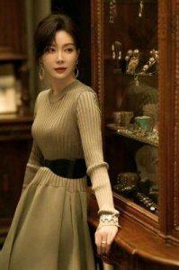 陈数现身中戏讲课,魅力不减反增,引发学生热议