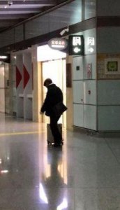 母亲身份曝光,私生子事件尘埃落定