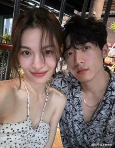 半熟男女笑到最后:曝光他隐藏的健硕身材,与钟楚曦的恋情备受关注