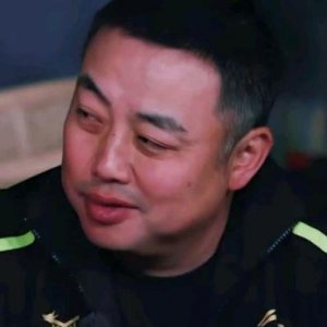 黄磊“厨艺差劲”引发热议,回应争议称:我与学生共同成长