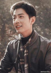 肖战新歌《我们》歌词分析:青春阴郁与价值观的反思