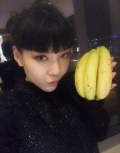 吴莫愁:从巅峰到低谷,她的音乐之路为何坎坷?