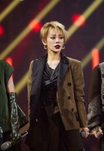 《乘风破浪》首演:展现老年人内心世界的喜剧话剧新视角