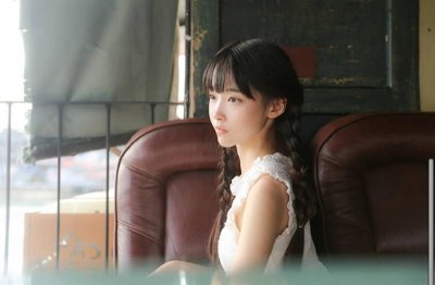 成龙儿子为什么姓房