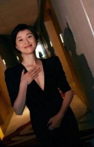 吴越:28岁爱上陈建斌,五年同居被抛弃,如今未婚却坚定称自己不丢人